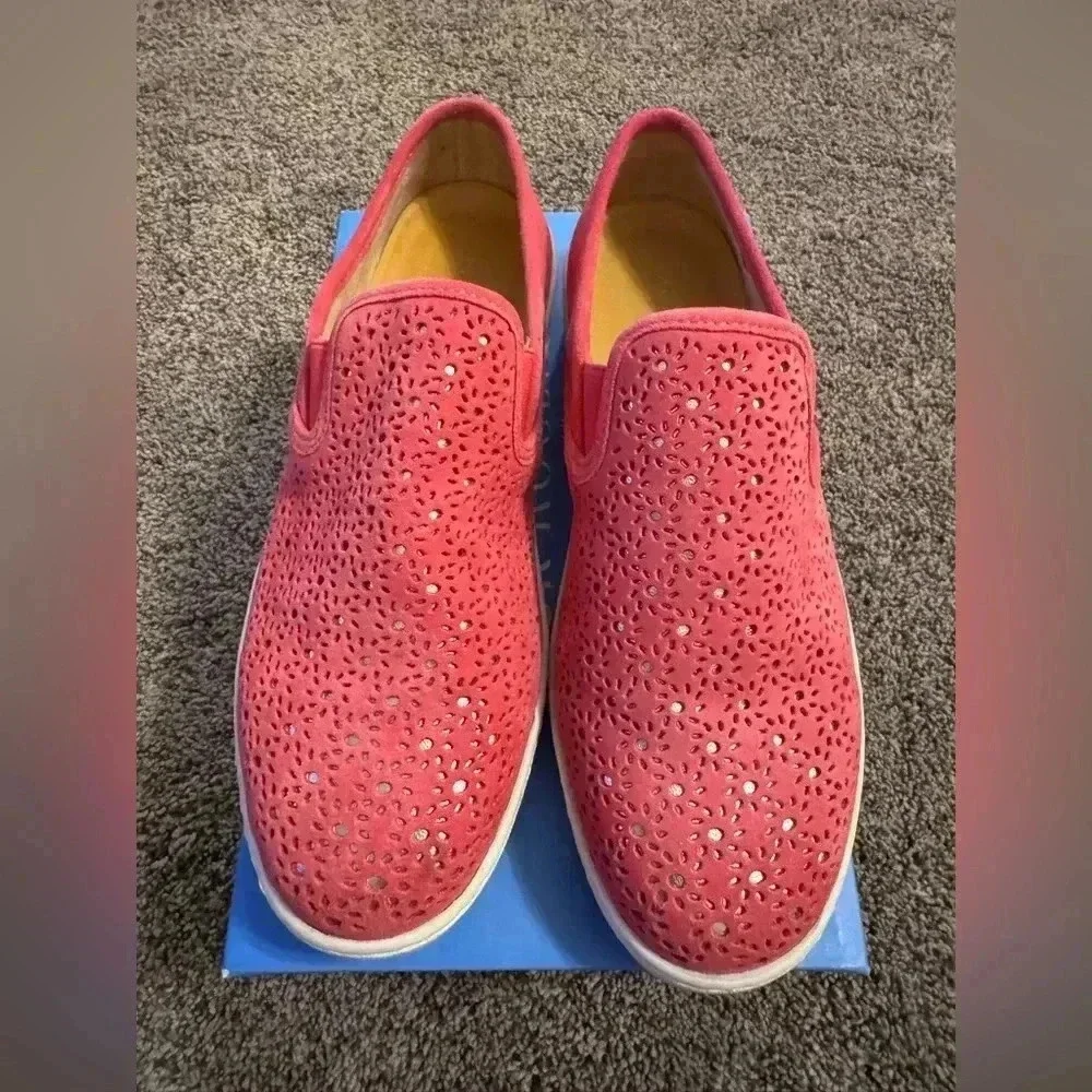 Jack Rogers sneakers Ronnie Slip on size 8 pink flowers
